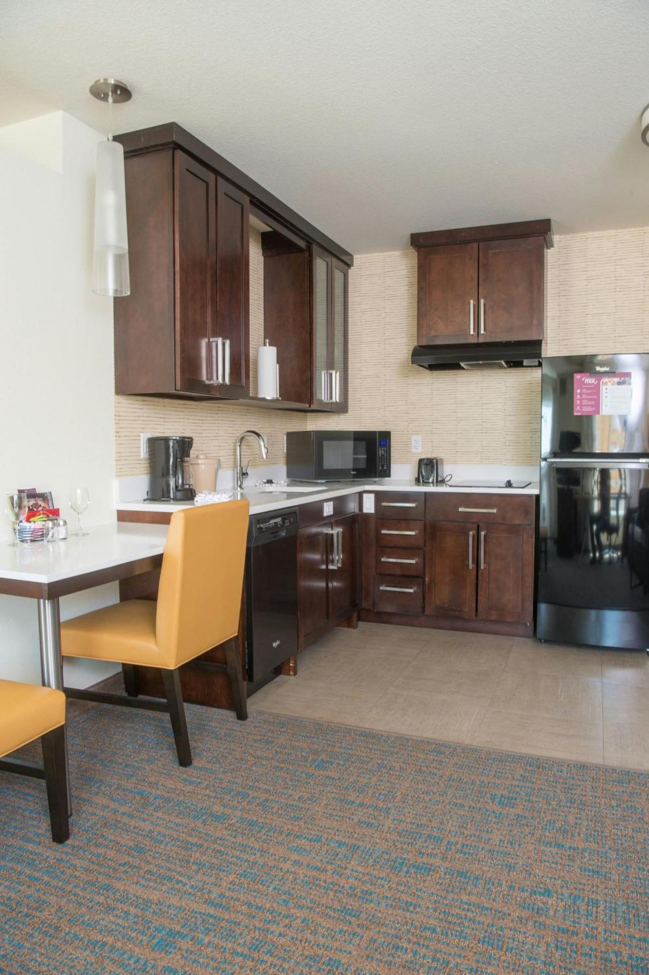 Residence Inn By Marriott Rapid City Buitenkant foto